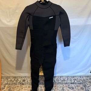Scubapro Gray Wetsuit